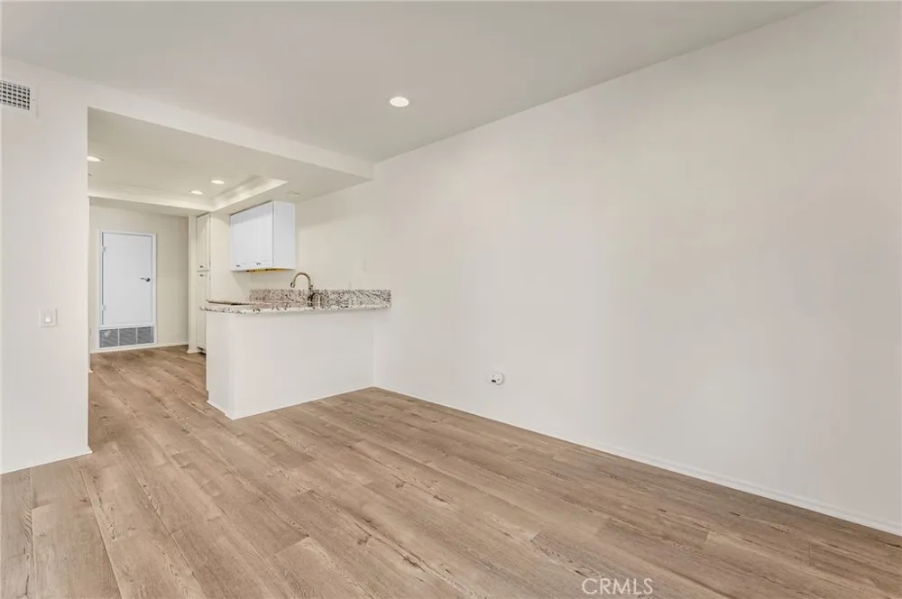 44 Sandpiper Irvine, CA 92604