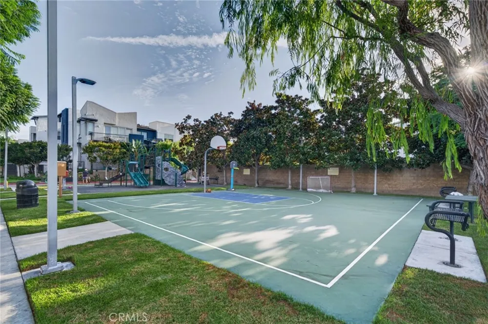 5509 W 149th #11 Hawthorne, CA 90250