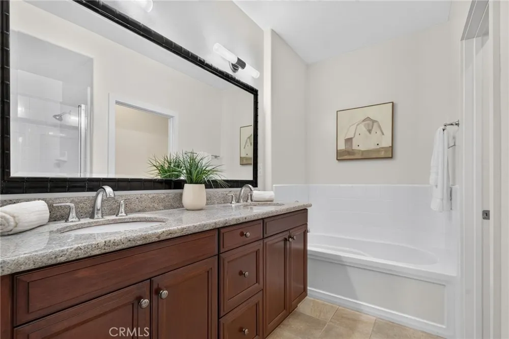 5509 W 149th #11 Hawthorne, CA 90250