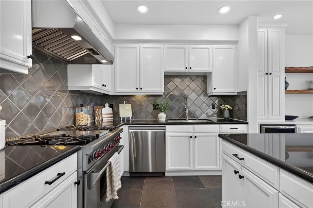 5509 W 149th #11 Hawthorne, CA 90250