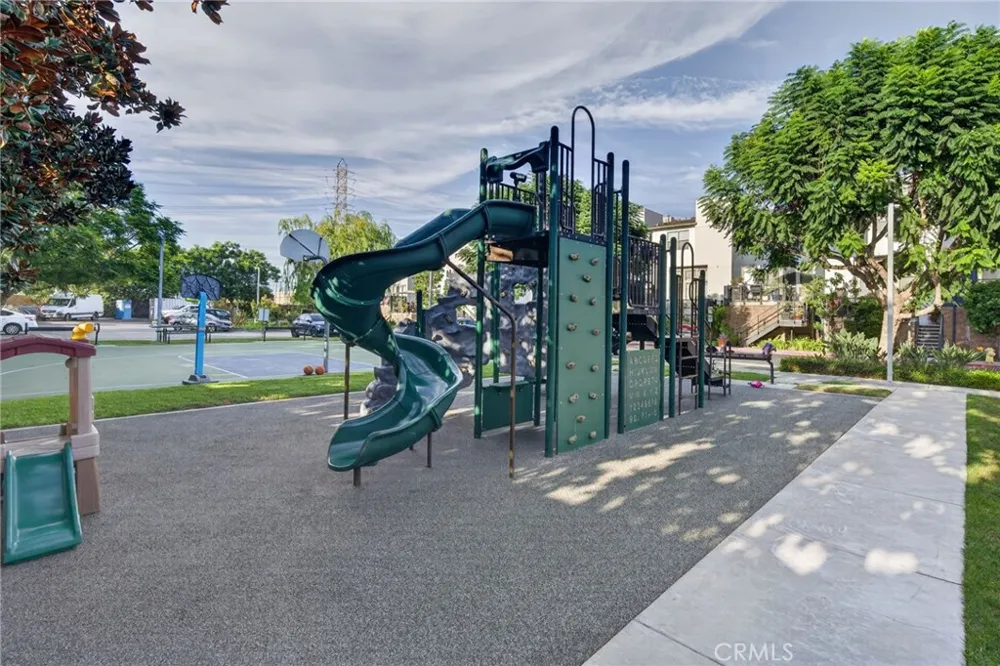 5509 W 149th #11 Hawthorne, CA 90250