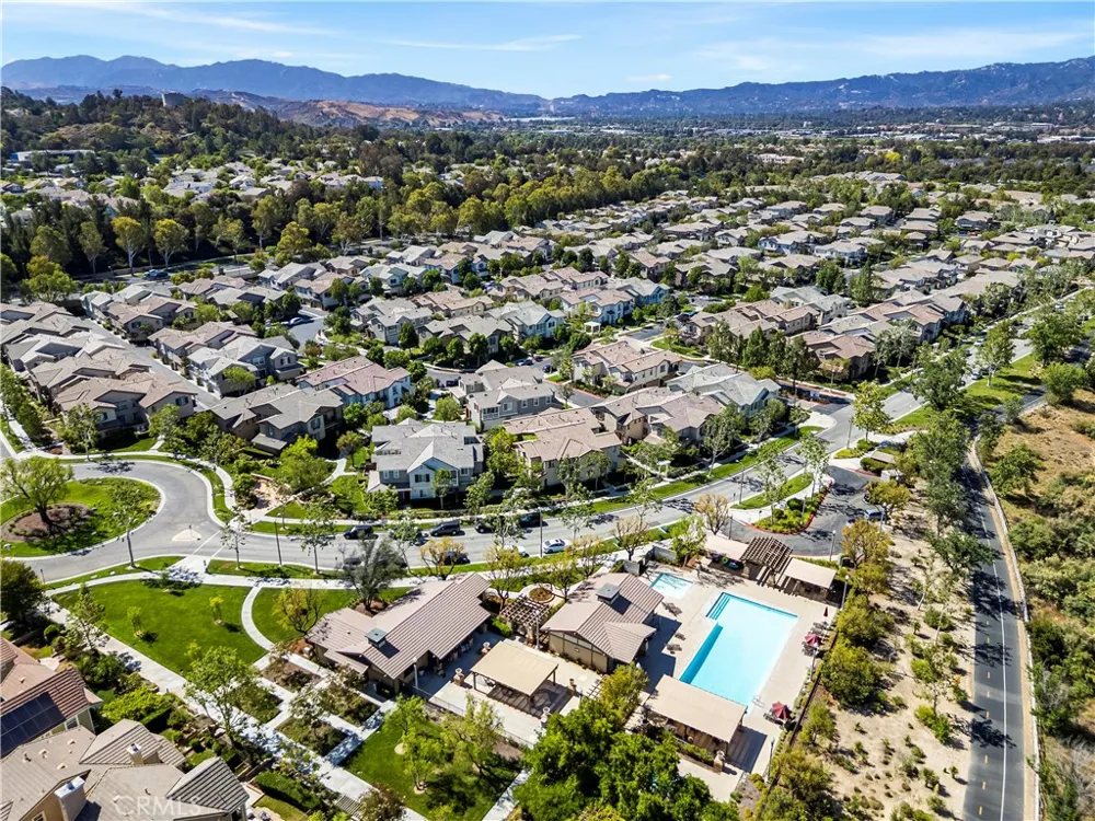 27249 Riverview Lane Valencia, CA 91354