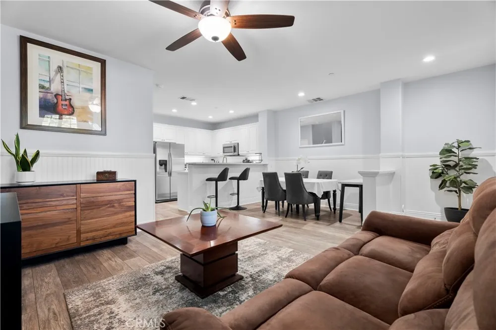 27249 Riverview Lane Valencia, CA 91354