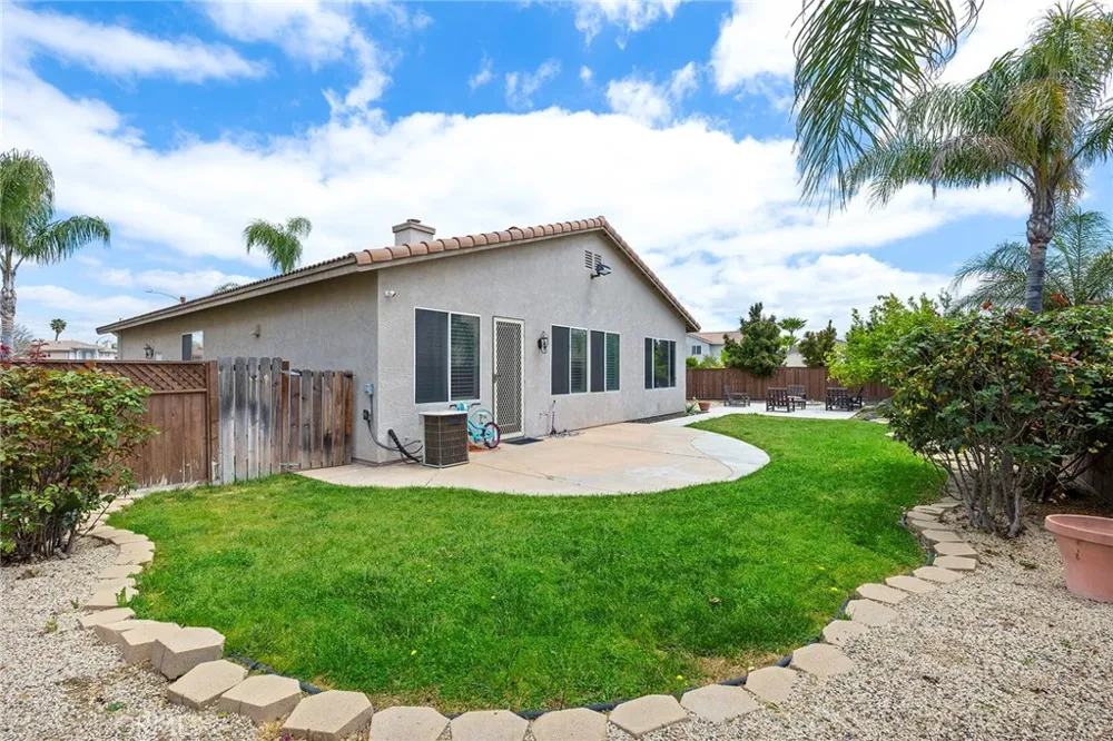 29137 Peridot Menifee, CA 92584