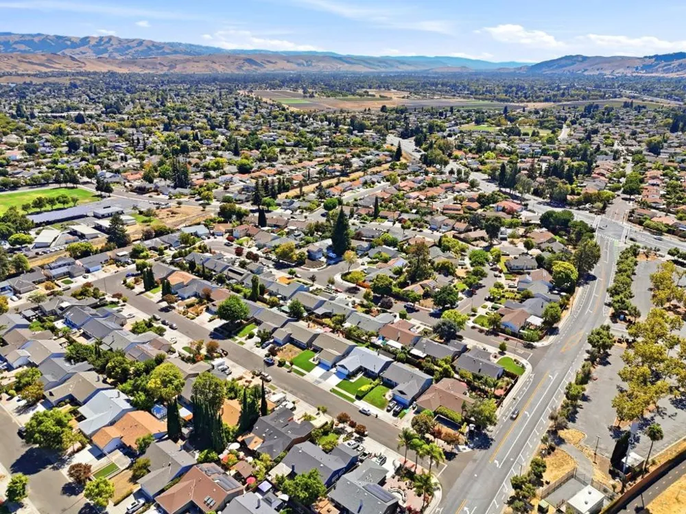 4389 Indigo Drive San Jose, CA 95136