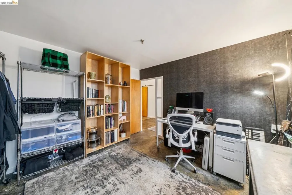 958 28th St. #2825B Oakland, CA 94608