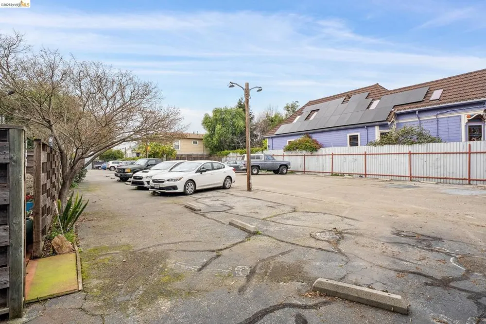 958 28th St. #2825B Oakland, CA 94608