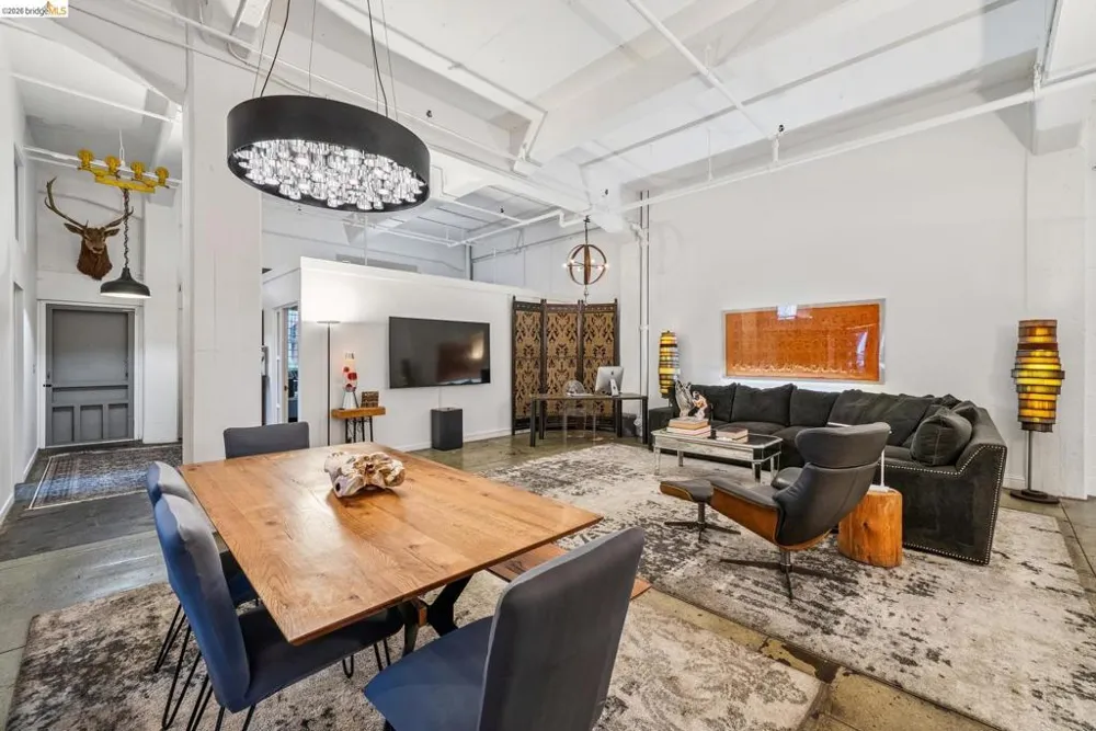 958 28th St. #2825B Oakland, CA 94608
