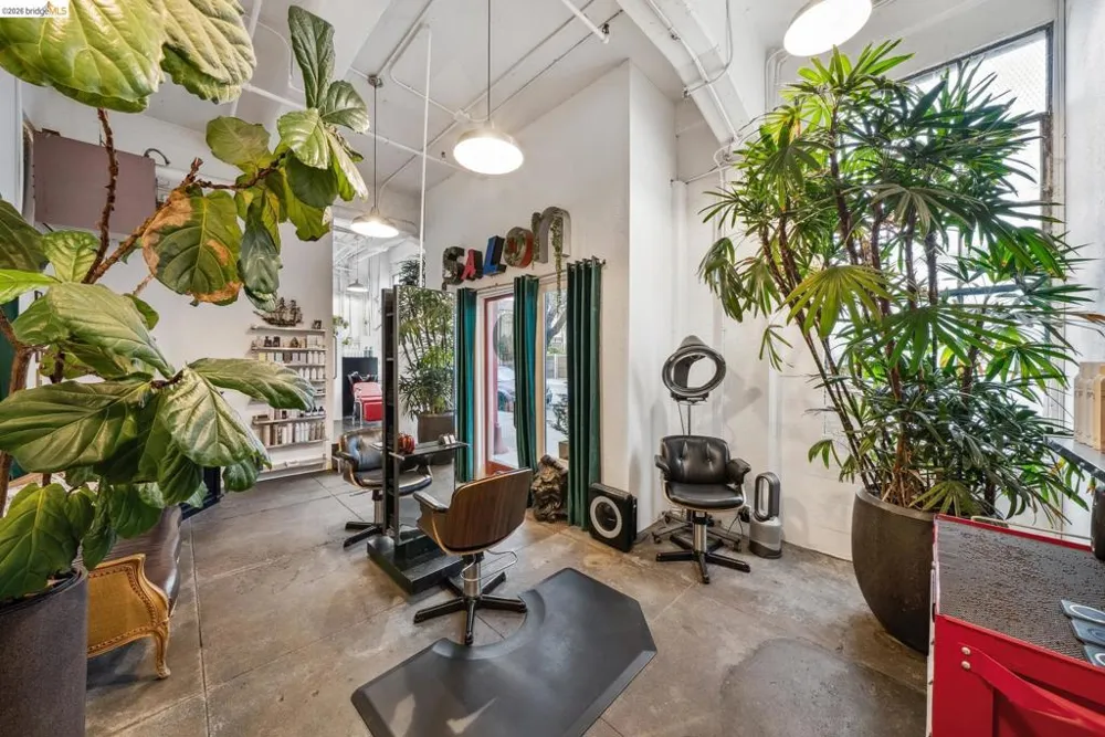 958 28th St. #2825B Oakland, CA 94608
