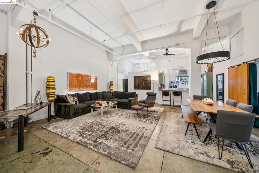 958 28th St. #2825B Oakland, CA 94608