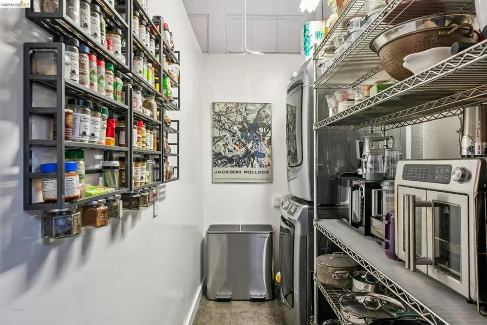 958 28th St. #2825B Oakland, CA 94608