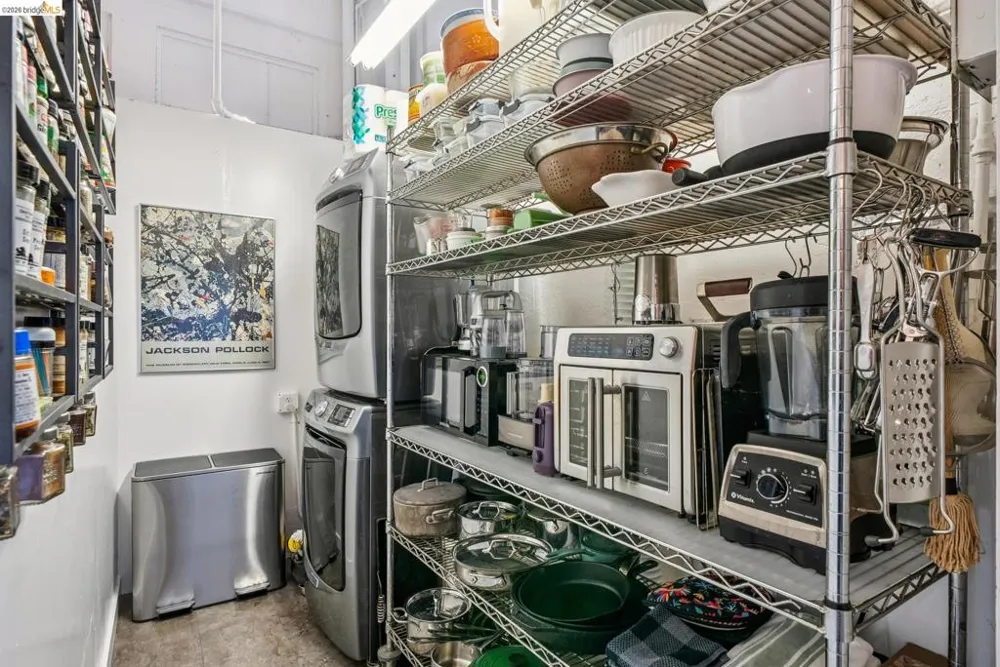 958 28th St. #2825B Oakland, CA 94608