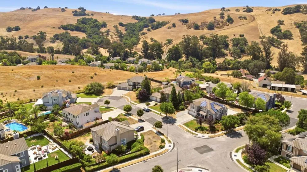 7042 Windward Court San Jose, CA 95135