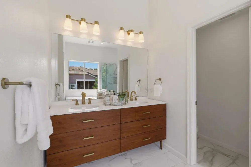 7042 Windward Court San Jose, CA 95135