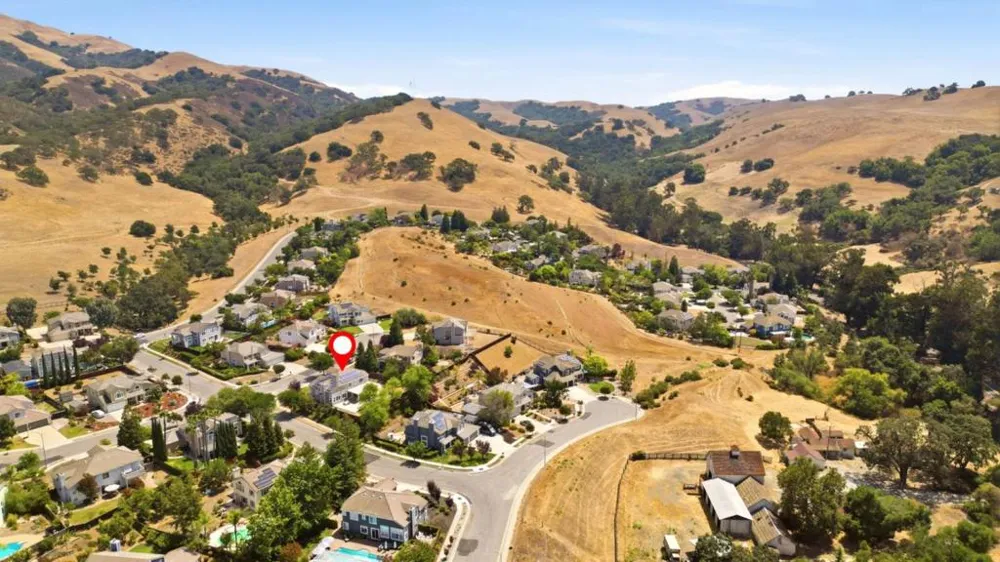 7042 Windward Court San Jose, CA 95135