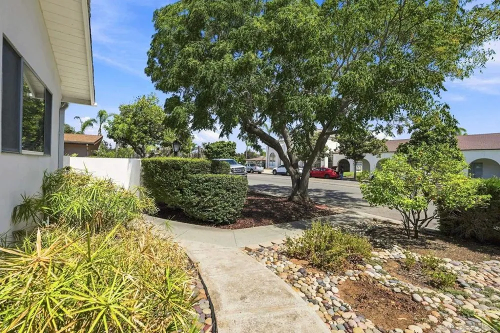 622 W 13th Ave Escondido, CA 92025