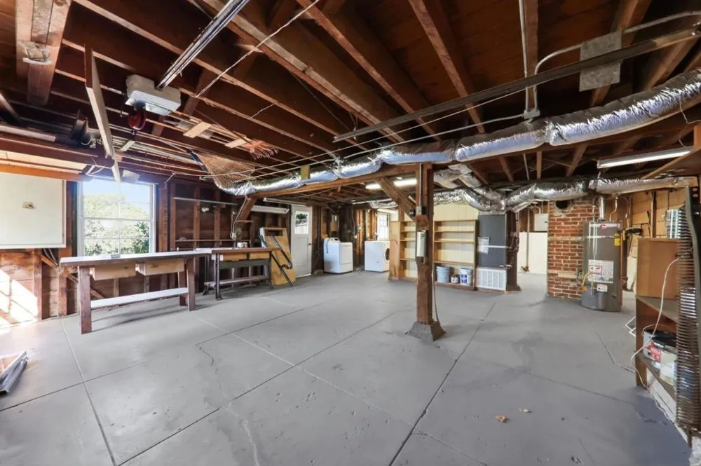 1428 Montero Avenue Burlingame, CA 94010