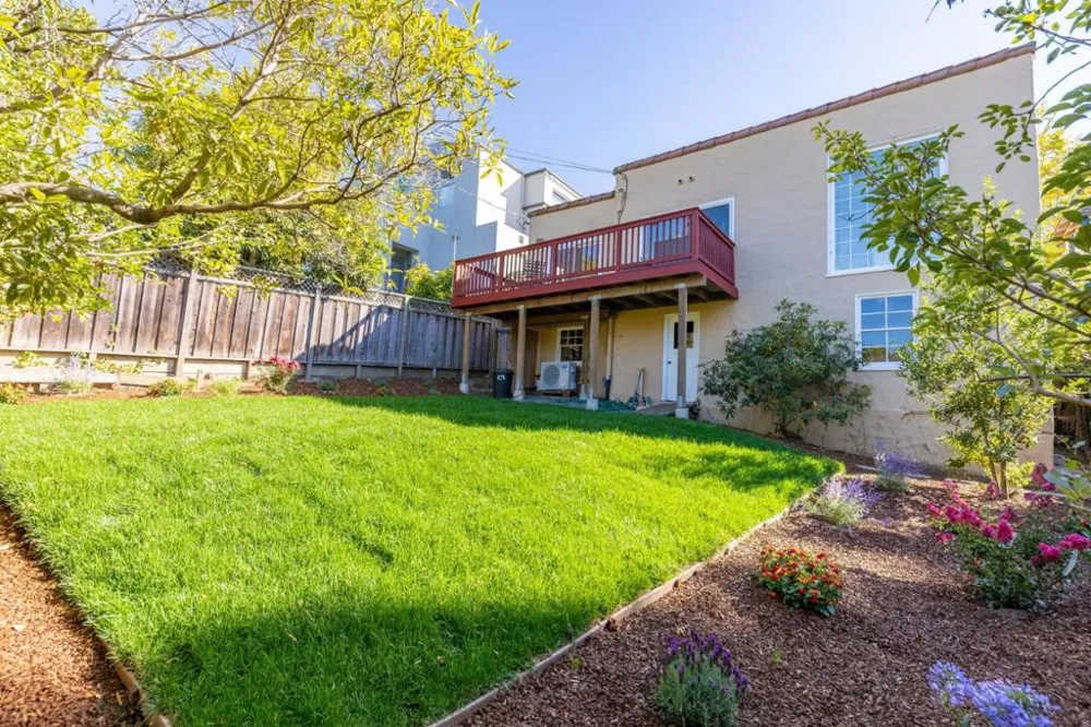 1428 Montero Avenue Burlingame, CA 94010