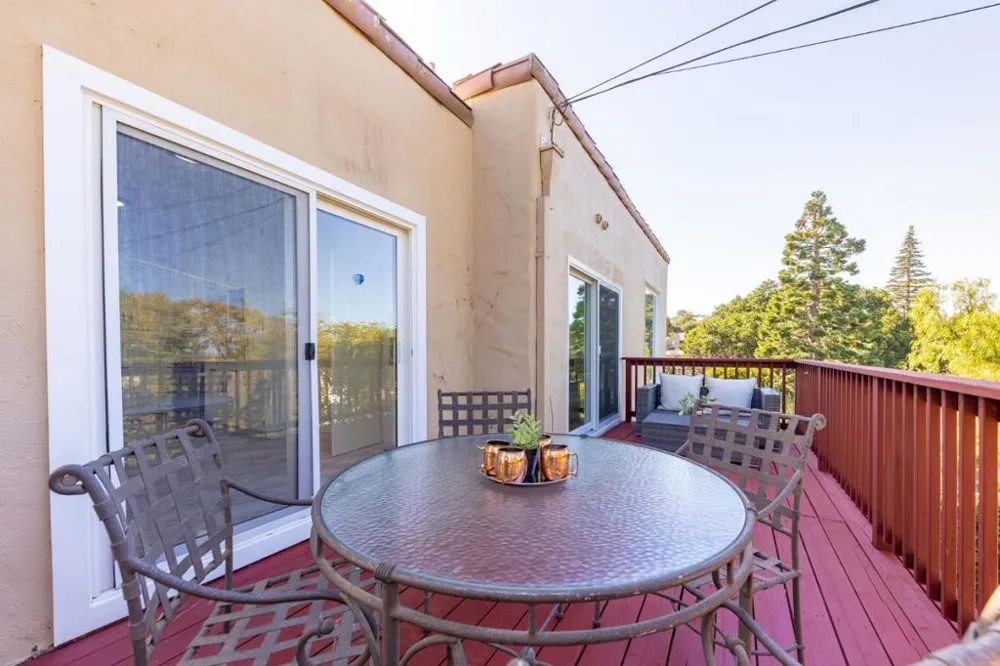 1428 Montero Avenue Burlingame, CA 94010