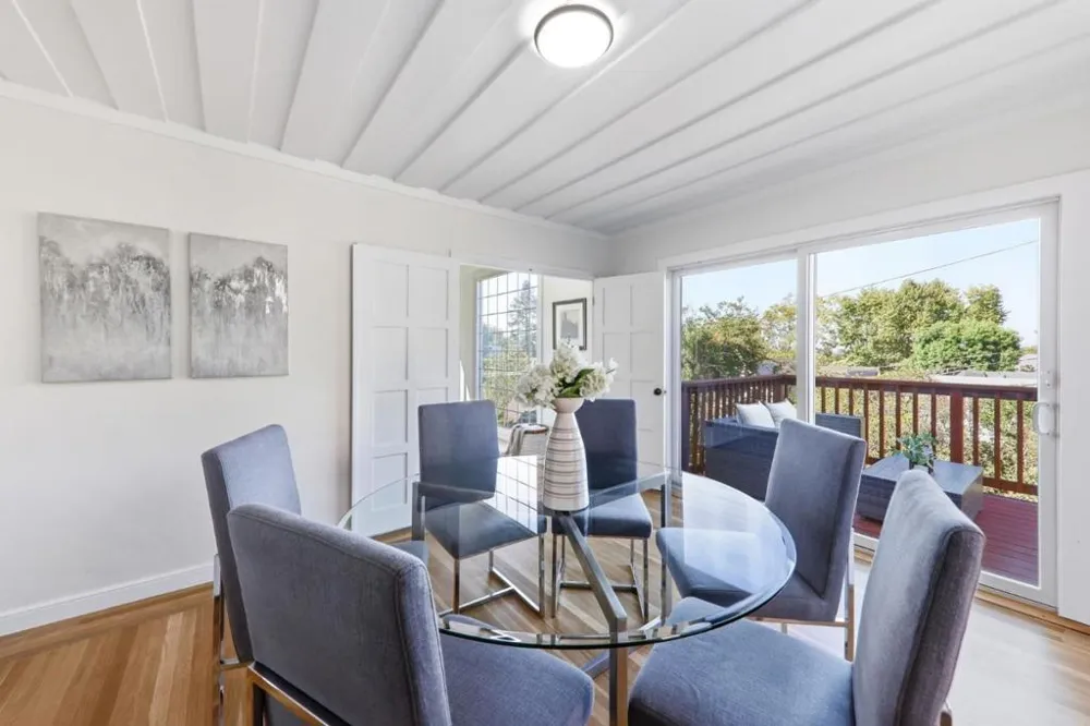1428 Montero Avenue Burlingame, CA 94010