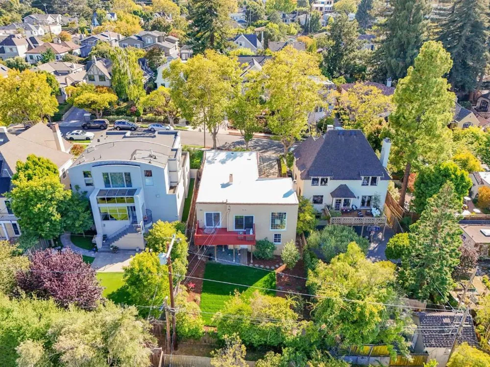 1428 Montero Avenue Burlingame, CA 94010