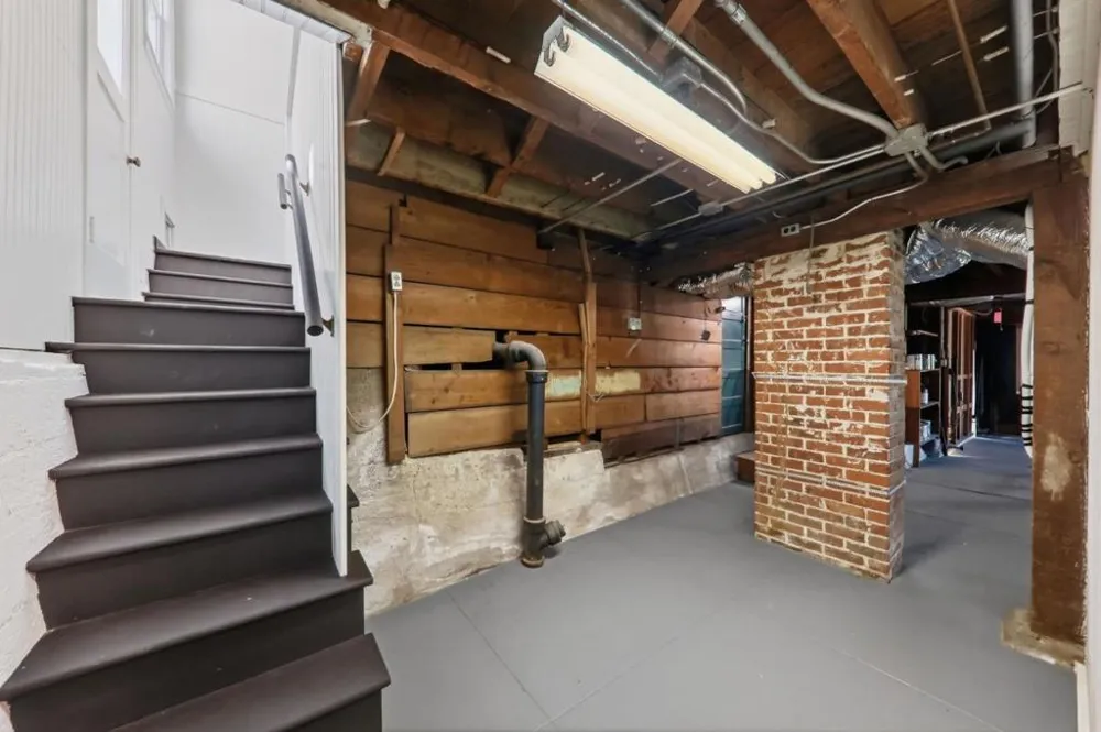 1428 Montero Avenue Burlingame, CA 94010