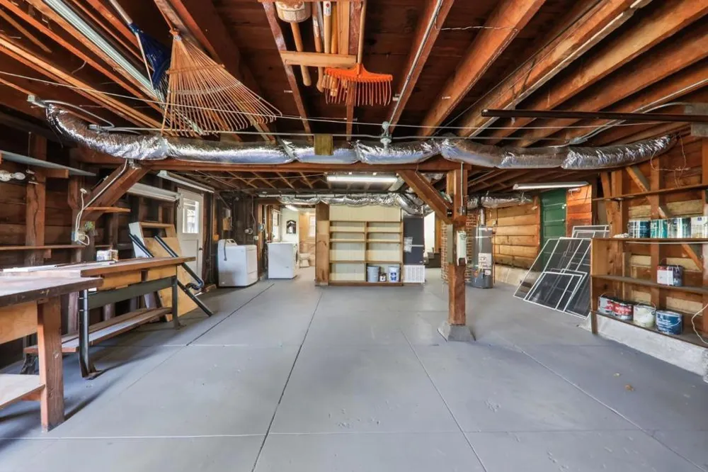 1428 Montero Avenue Burlingame, CA 94010