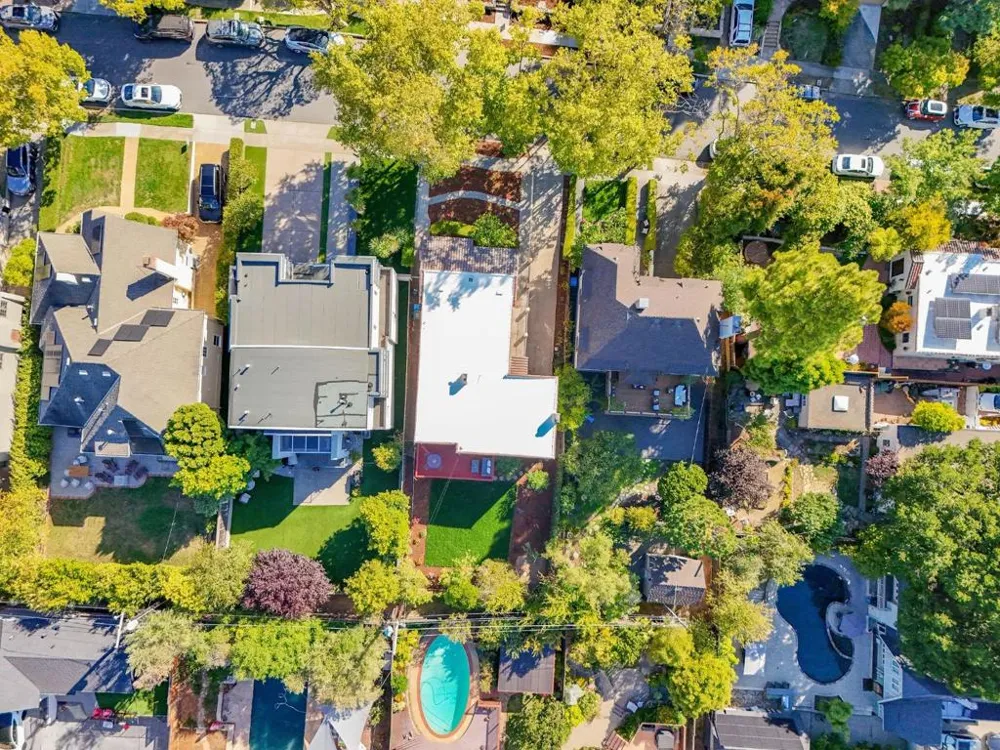 1428 Montero Avenue Burlingame, CA 94010