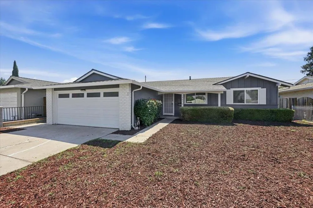 1961 Mclaughlin Avenue San Jose, CA 95122