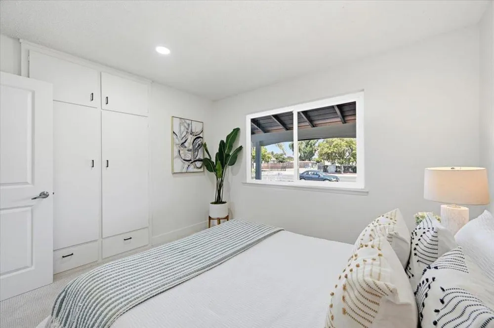 1961 Mclaughlin Avenue San Jose, CA 95122
