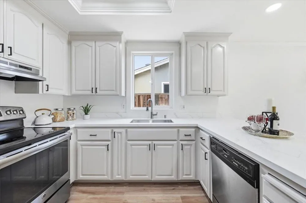 1961 Mclaughlin Avenue San Jose, CA 95122