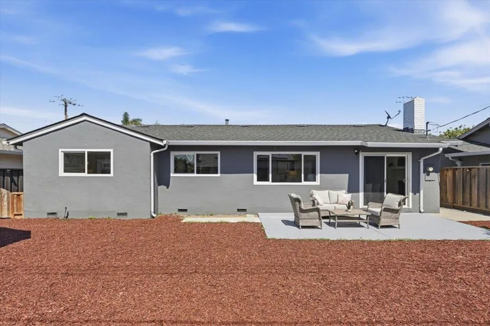 1961 Mclaughlin Avenue San Jose, CA 95122