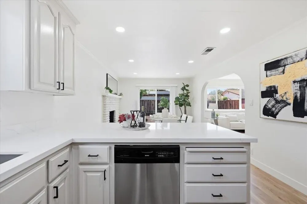 1961 Mclaughlin Avenue San Jose, CA 95122