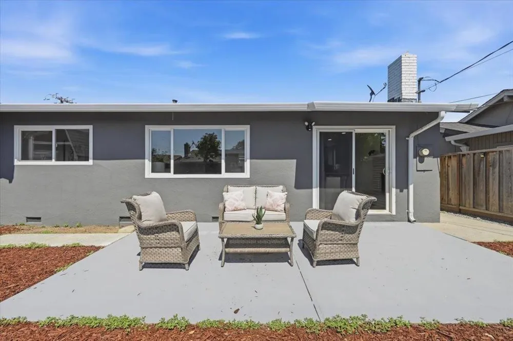 1961 Mclaughlin Avenue San Jose, CA 95122
