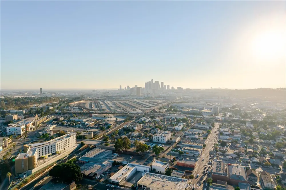 3117 Main Los Angeles, CA 90031