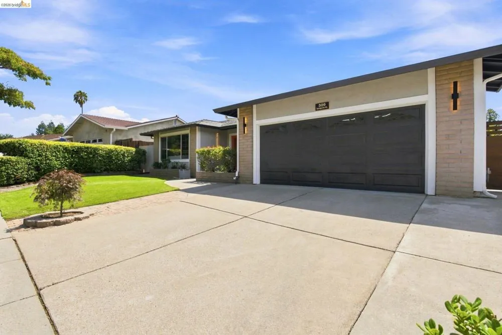 509 Junipero St Pleasanton, CA 94566