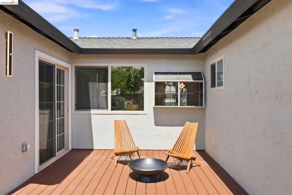 509 Junipero St Pleasanton, CA 94566