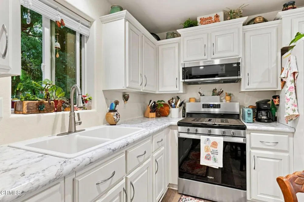569 Tico Road Ojai, CA 93023