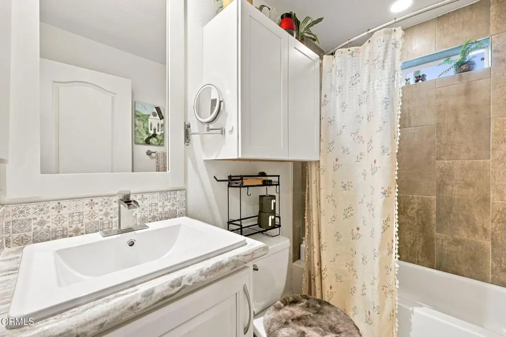 569 Tico Road Ojai, CA 93023