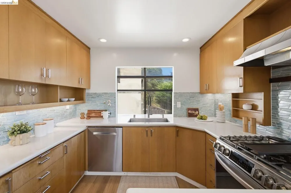 6612 Hagen Blvd El Cerrito, CA 94530