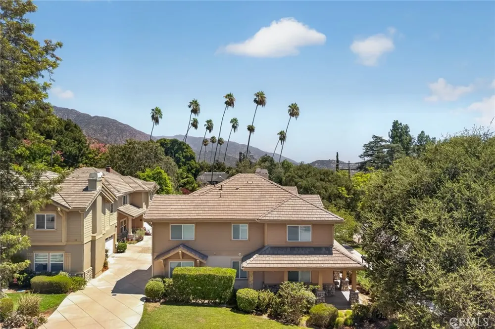 15 E Alegria Sierra Madre, CA 91024