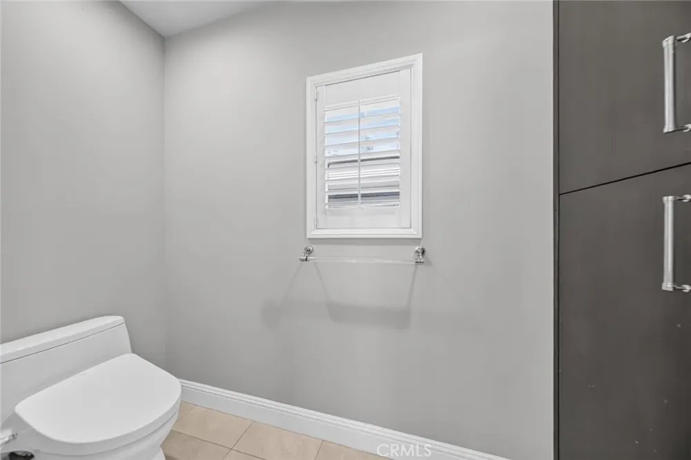 15 E Alegria Sierra Madre, CA 91024