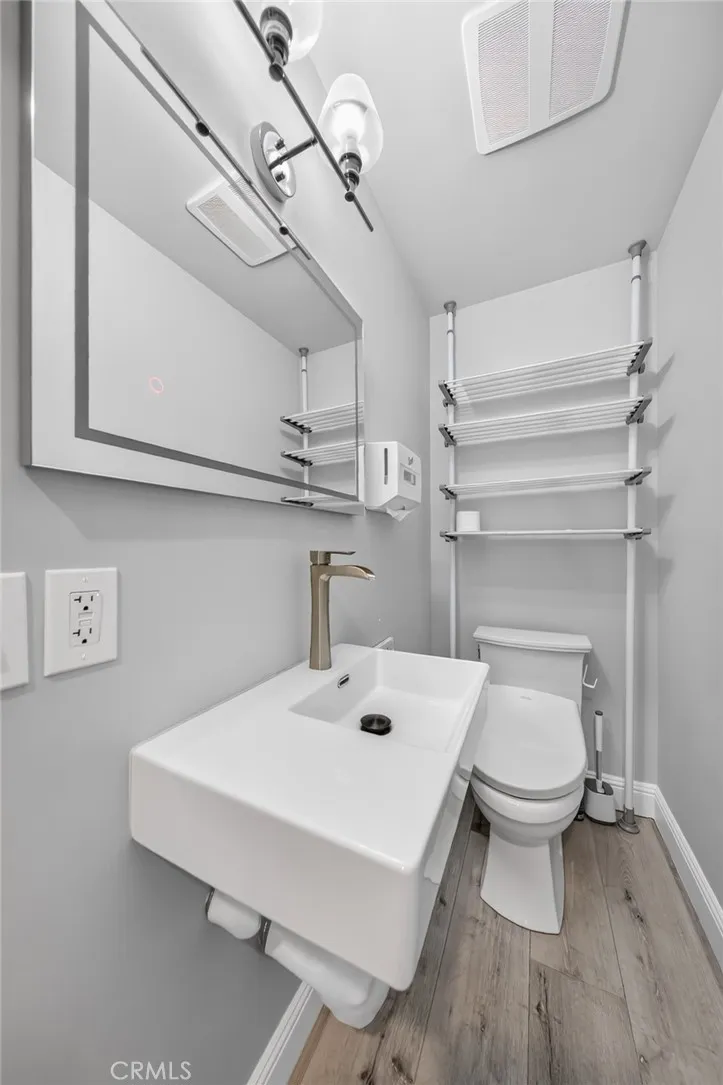 15 E Alegria Sierra Madre, CA 91024
