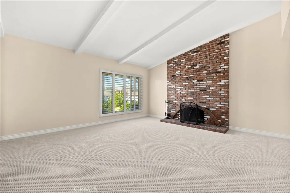 6871 Auburn Drive Huntington Beach, CA 92647