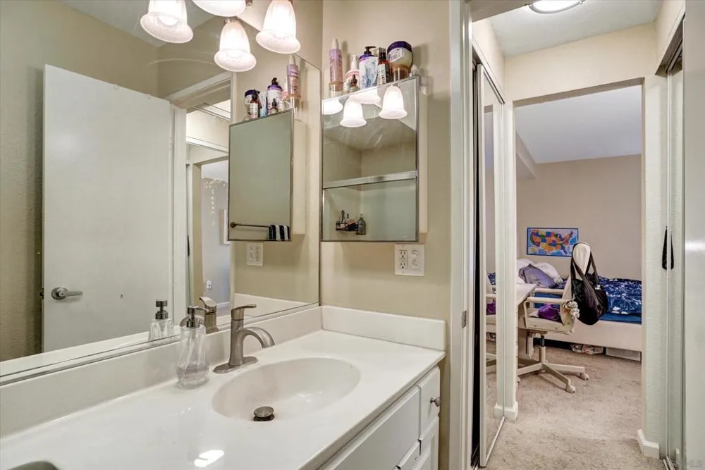 6955 Alvarado Rd #61 San Diego, CA 92120