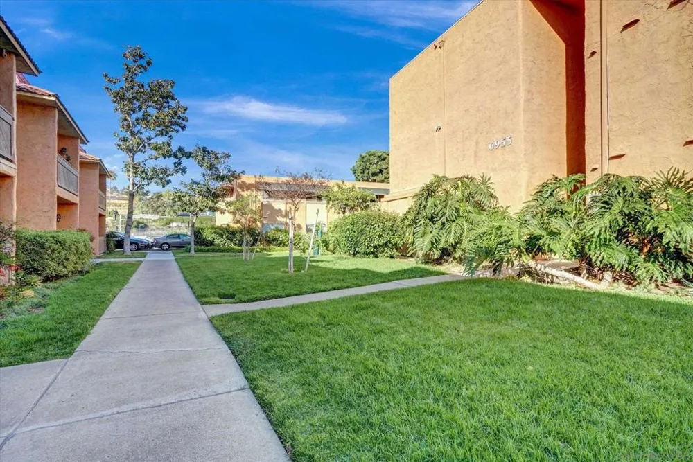 6955 Alvarado Rd #61 San Diego, CA 92120