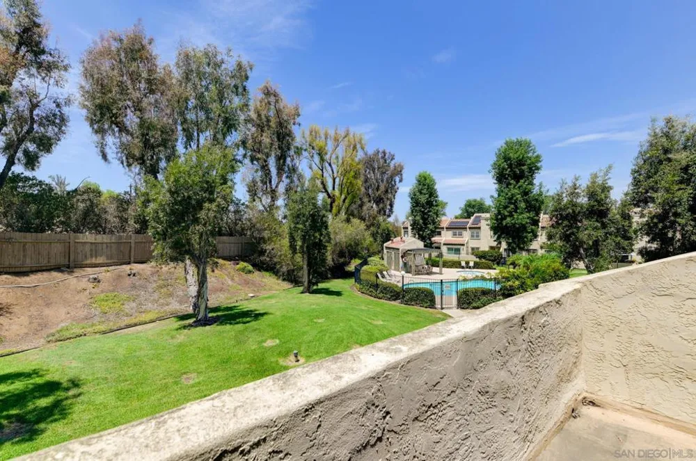 1036 Long Shadow Ct El Cajon, CA 92019