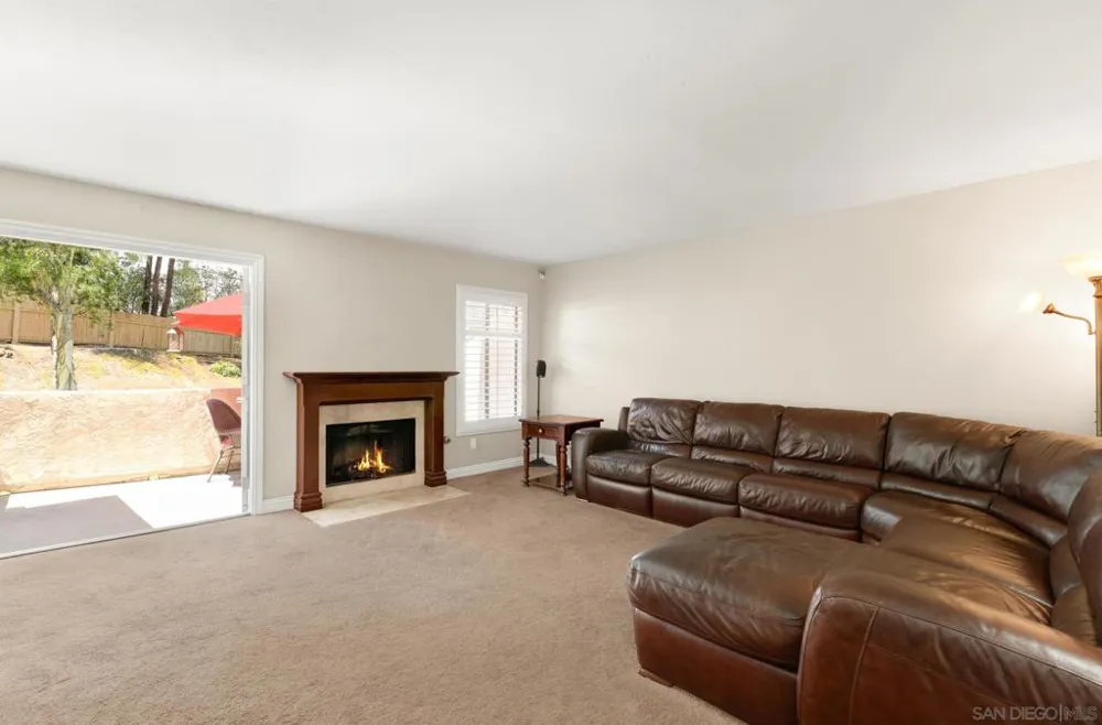 1036 Long Shadow Ct El Cajon, CA 92019