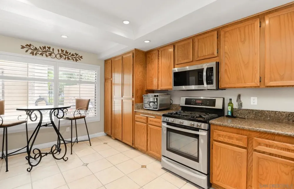1036 Long Shadow Ct El Cajon, CA 92019