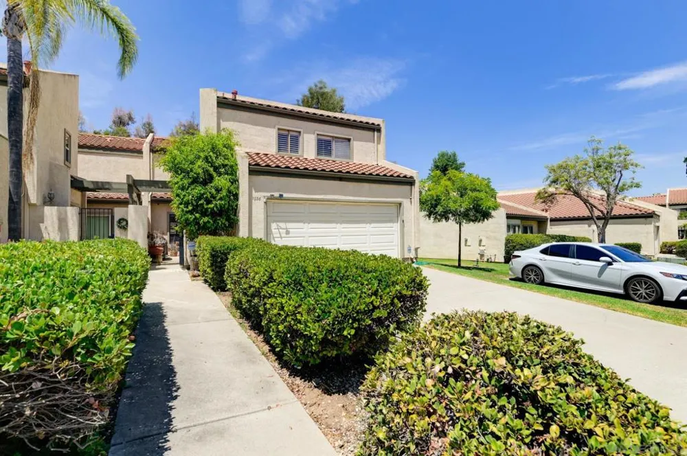1036 Long Shadow Ct El Cajon, CA 92019